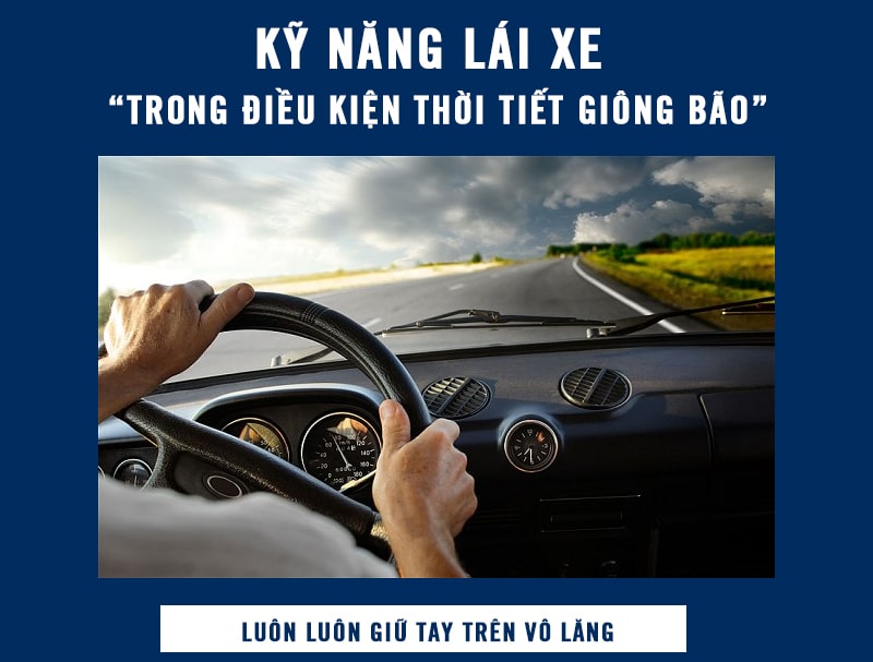 luôn luôn giữ tay trên vô lăng