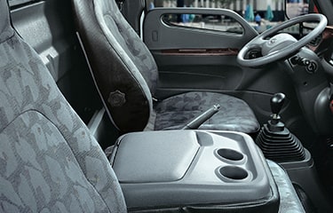 Hộc đựng đồ xe tải Hyundai Mighty W750