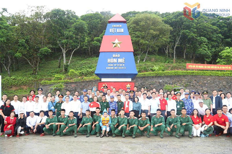 https://hyundai-kinhbac.vn/wp-content/uploads/2026/05/hanh-trinh-tri-an-cac-chien-sy-va-ngu-dan-tai-dao-hon-me--dao-bach-long-vy-dao-co-to-1.jpg